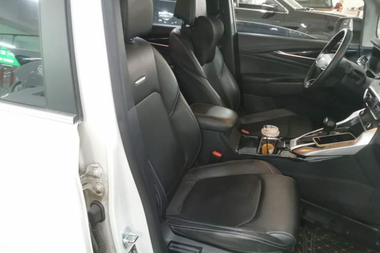 Used SAIC MAXUS G50 2022 1.5T Automatic Comfort Touring B