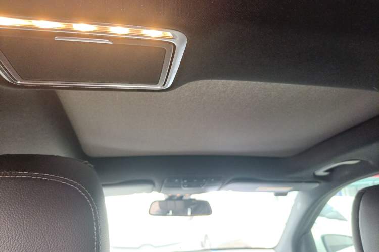 Used Mercedes-Benz GLC 2019 GLC 200 L 4MATIC Headliner