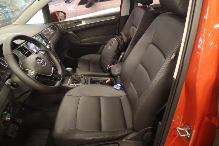 Used Volkswagen Golf Sportsvan 2016 230TSI Automatic Trend Edition