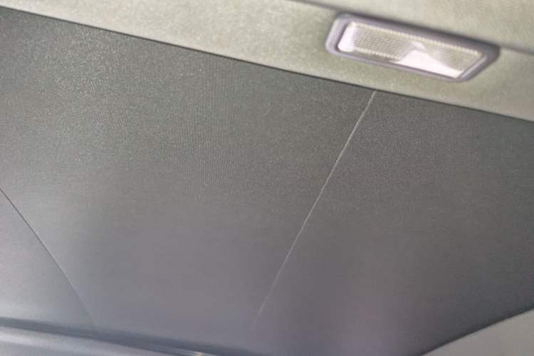 Used Land X7 2015 2.0T Panoramic Prestige Edition
