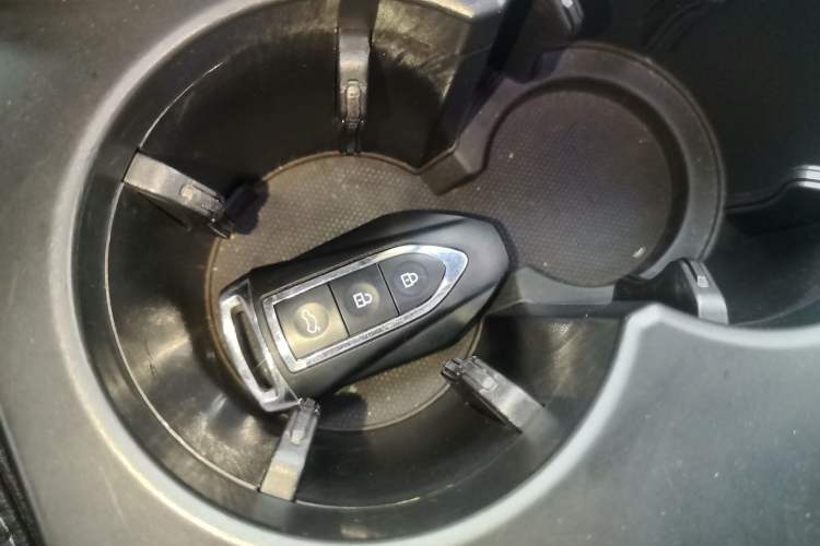 Used Zotye SR9 2017 2.0T Automatic Ultimate Light Edition