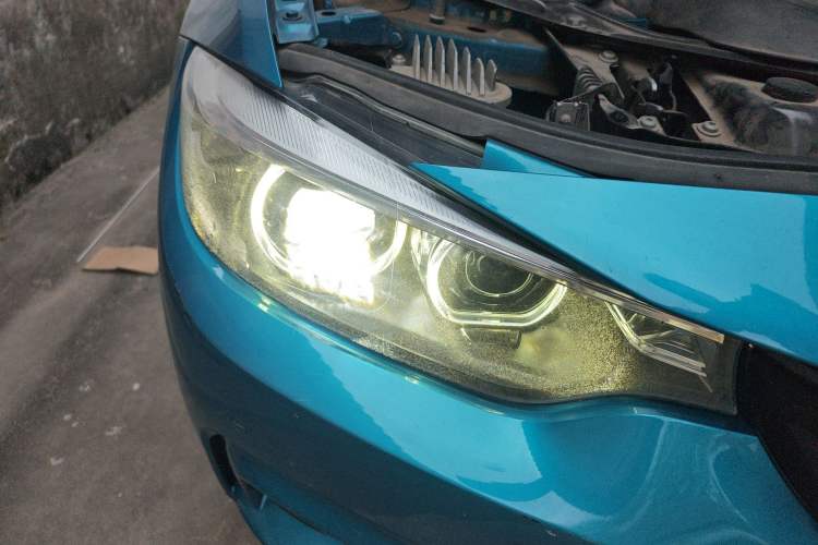 Used BMW 4 Series 2019 425i Convertible M Sport Night Edition Right Front Headlight