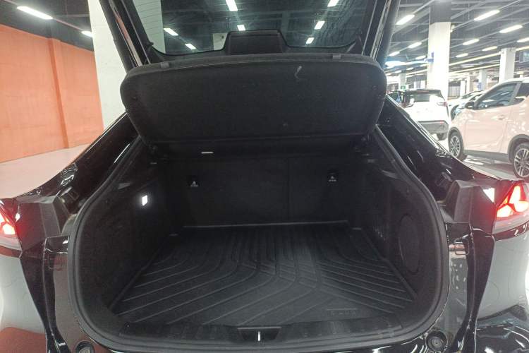 Used Deepal SL03 2022 515 Pure Electric Version Trunk