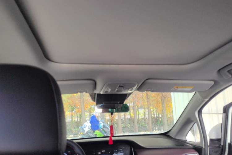 Used GAC Trumpchi M6 2021 PRO 270T DCT Luxury Edition
