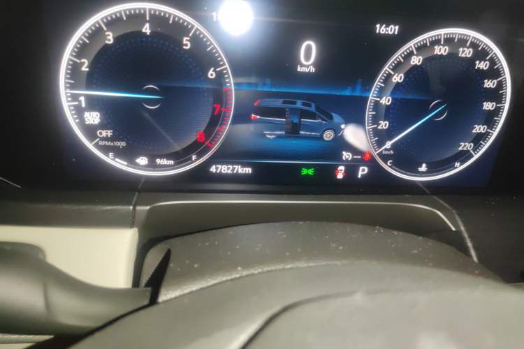 Used Buick GL8 2021 ES Landtrek 653T Comfort Edition