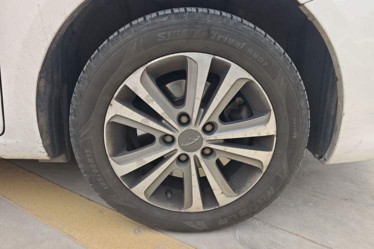 Used Chery E3 2015 1.5L Manual ZhiShang Model Right Front Wheel Hub