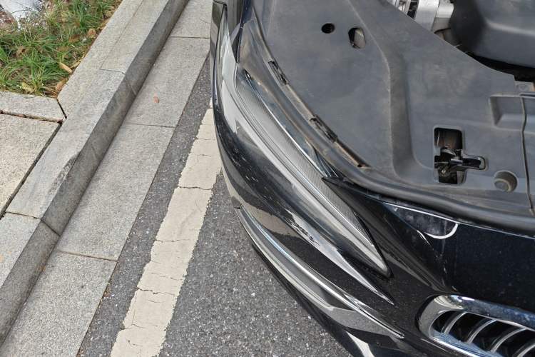 Used Volvo S90 2019 T5 Zhiyuan Edition
