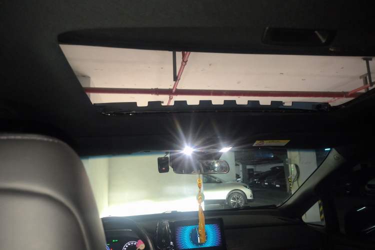 Used Honda Elysion 2024 2.0L eHEV Luxury Edition