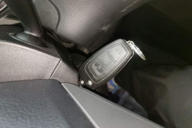 Used Ford Focus 2012 Hatchback 1.6L Automatic Fashion Edition
