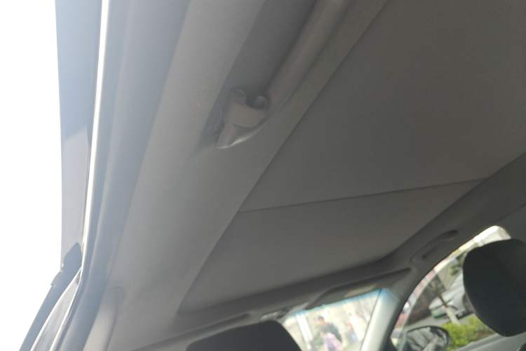 Used Hyundai Mistra 2014 1.8L Automatic Smart GLS
