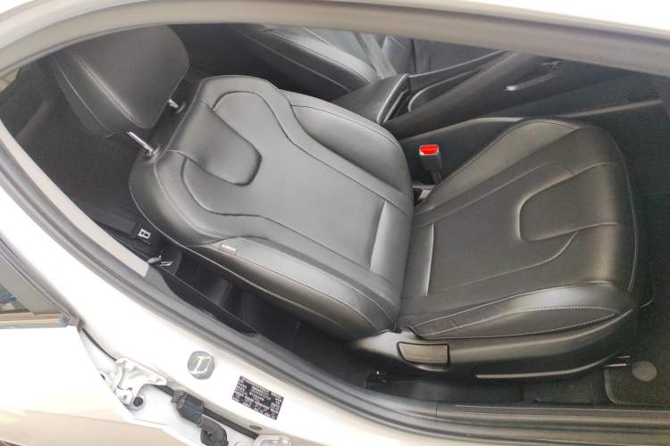 Used Hyundai Elantra 2023 1.5L CVT GLX Elite Edition