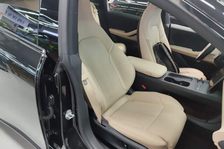 Used Nio ET5T 2024 75kWh Touring Right Front Seat