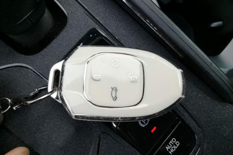 Used GAC Trumpchi ES9 2024 PHEV with 143 km Max
