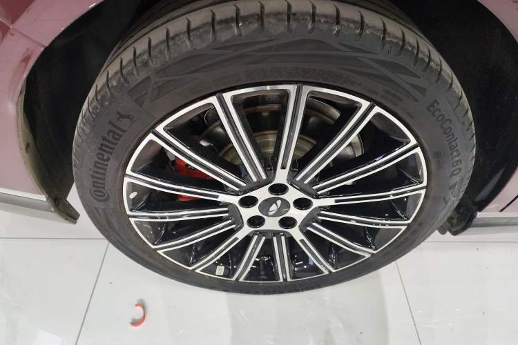 Used Chery Fulwin A9L 2025 Model, Four-Wheel Drive High-Energy Peak Edition