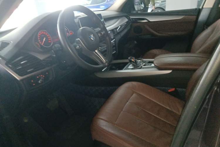Used BMW X5 2015 xDrive35i Middle East version