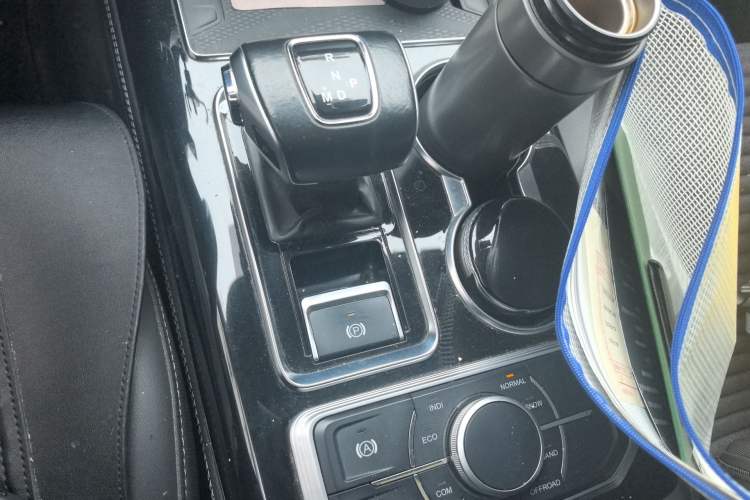 Used Hongqi HS7 2019 3.0T Automatic All-Wheel Drive Smart Connect Flagship Edition Gear Lever