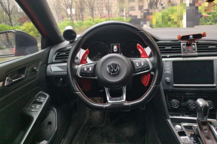 Used Volkswagen Lamando 2017 2.0T GTS Steering Wheel