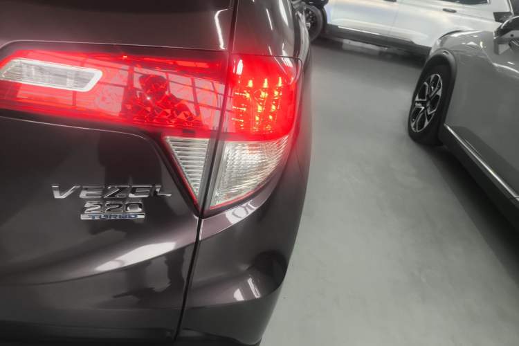 Used Honda Vezel 2019 220 TURBO CVT Elite Edition China VI