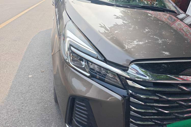 Used Buick GL8 2023 Land Executive Class Smart Enjoyment Model