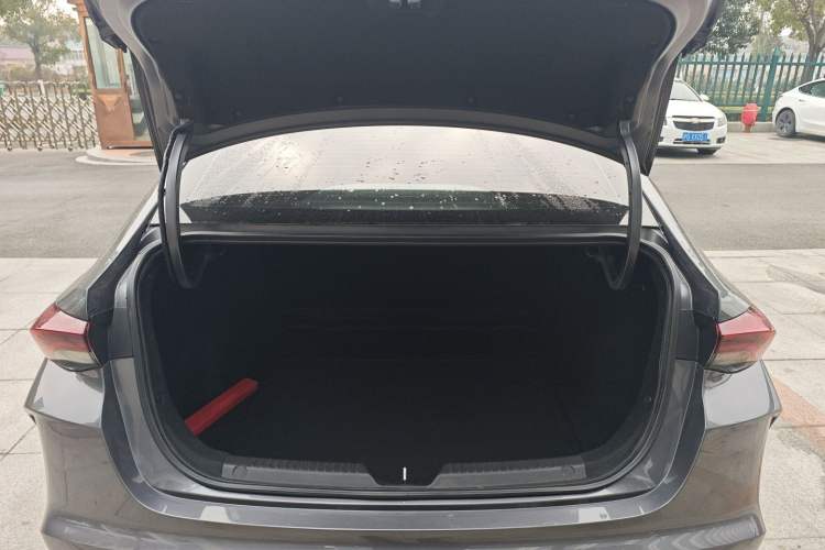 Used GAC Trumpchi EMPOW 2021 270T DCT J15 Version