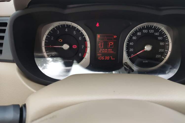 Used Venucia D50 2013 1.6L Automatic Fashion Edition