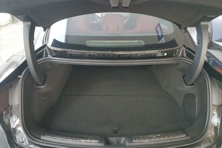 Used Hima Luxeed S7 2025 855 km Max
