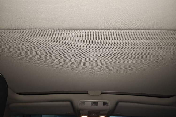 Used Volkswagen FAW-Volkswagen CC 2012 1.8TSI Luxury Model Headliner