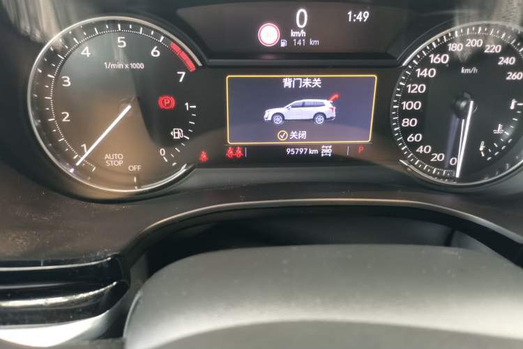 Used Cadillac XT6 2020 28T Six-Seater Four-Wheel-Drive Luxury Version Odometer Close Up