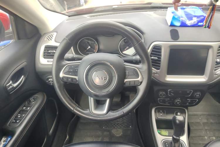 Used Jeep Compass 2017 200T Automatic Family Edition