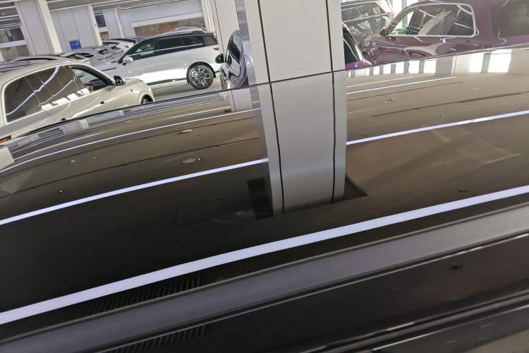 Used XPeng X9 2025 740 Ultra-Long Range Max