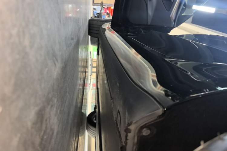 Used Tesla Model 3 2021 Standard Range Rear-Drive Upgraded Version Left Side Sill