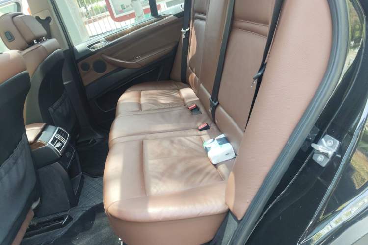 Used BMW X5 2011 xDrive35i Leading Model
