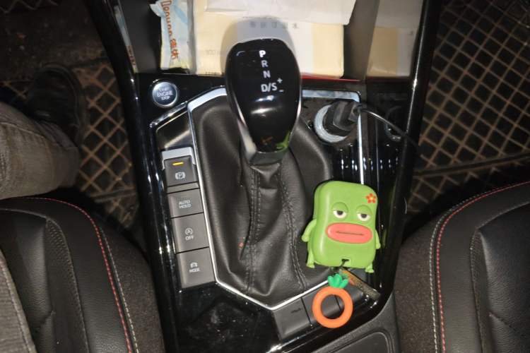 Used Volkswagen Tayron 2020 330TSI Two-Wheel Drive Luxury Smart Connectivity Version
