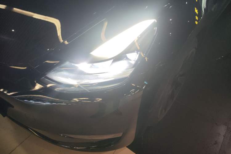 Used Tesla Model Y 2021 Standard Range Rear-Wheel Drive Version