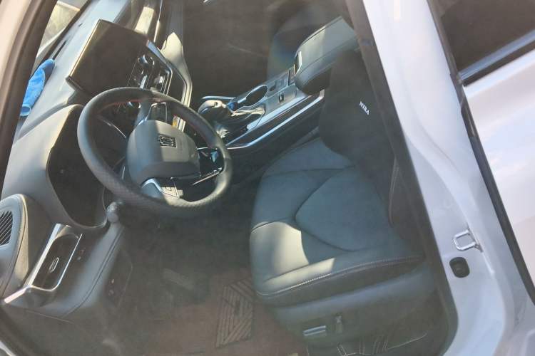 Used Toyota Crown Kluger 2024 2.5L HEV Four-Wheel Drive Luxury Edition
