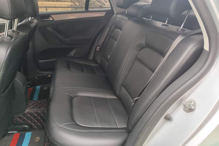 Used Volkswagen Bora 2013 1.6L Automatic Fashion Model
