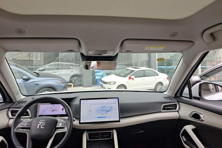 Used BYD Yuan UP 2025 Intelligent Driving Version 401 km Beyond-Range Edition