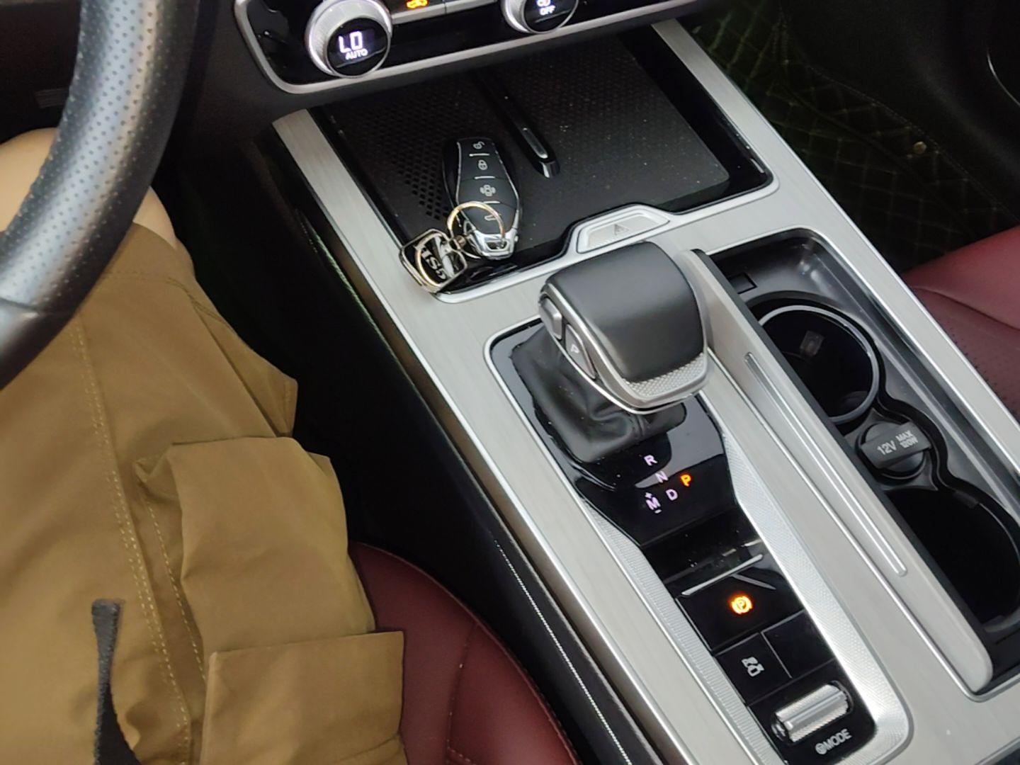 Hongqi HS5 2025 2.0T All-Wheel-Drive Flagship Pro Edition — снимка 16