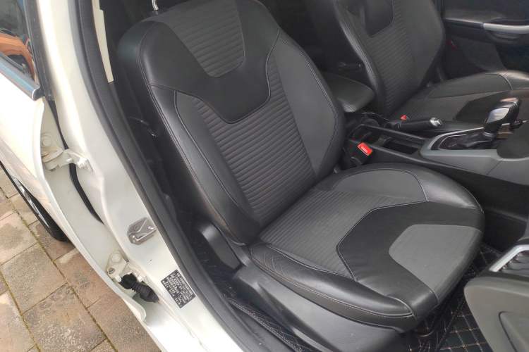 Used Ford Focus 2015 Hatchback EcoBoost 180 Automatic Sport Model