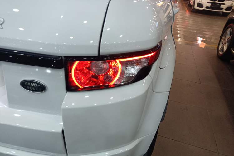 Used Land Rover Range Evoque 2014 2.0T 5-Door Ignite Edition
