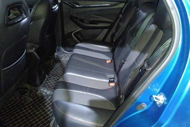 Used Oshan X5 2021 Revised Version 1.6L Manual Luxury Edition
