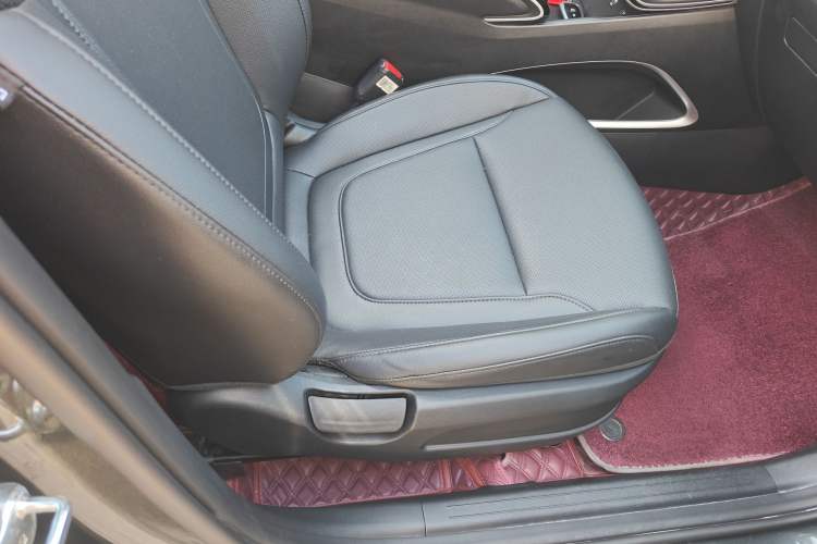 Used Hyundai Tucson 2023 Tucson L 1.5T Automatic Two-Wheel Drive DLX Luxury Edition Right Front Seat