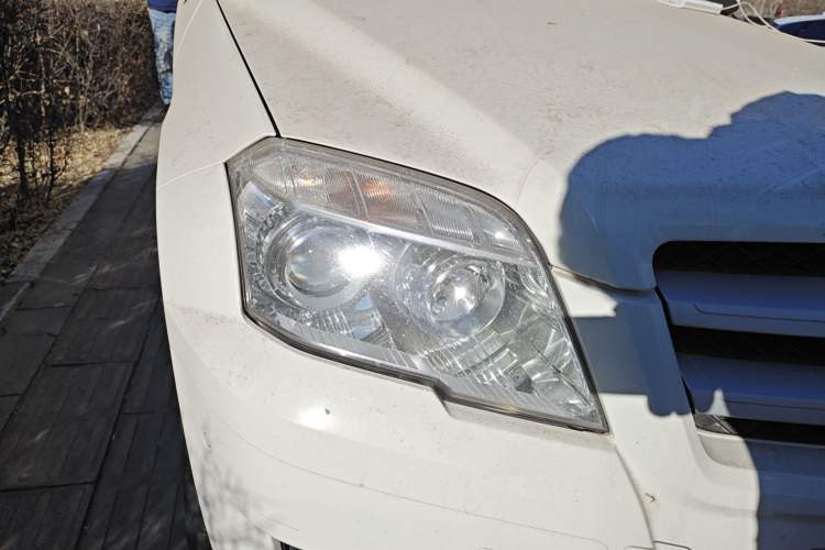 Used Mercedes-Benz GLK-Class 2010 GLK 300 4MATIC Fashion Model