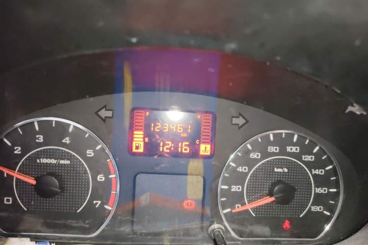 Used Wuling Zhiguang 2015 1.2L S Practical Model LSI