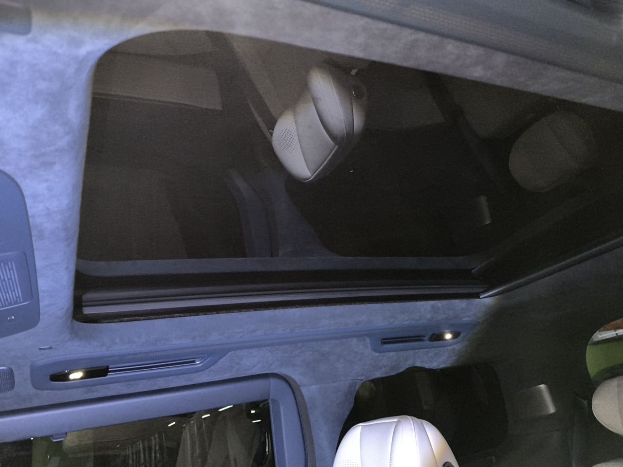 Zeekr 009 2024 7-Seater Aisle Version 108 kWh — снимка 18