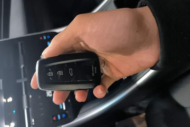 Used Toyota Avalon 2022 2.0L Ambition Edition