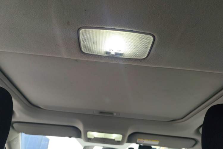 Used Toyota Levin 2016 Dual-Engine 1.8H GS E-CVT Elite Model with Sunroof
