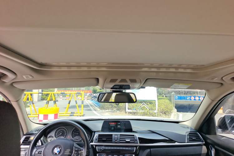 Used BMW 3 Series 2018 320Li Fashion Model
