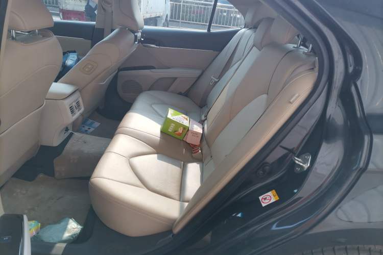 Used Toyota Camry 2018 2.5G Luxury Edition Left Rear Seat