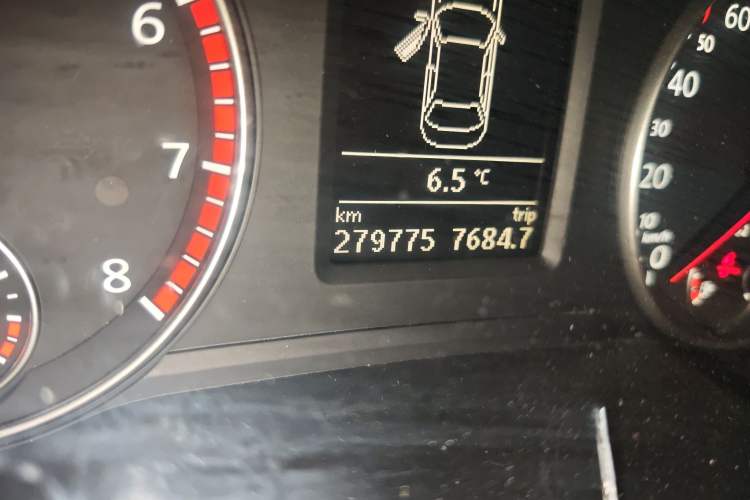 Used Volkswagen Passat 2014 1.8TSI DSG 30th Anniversary Edition
